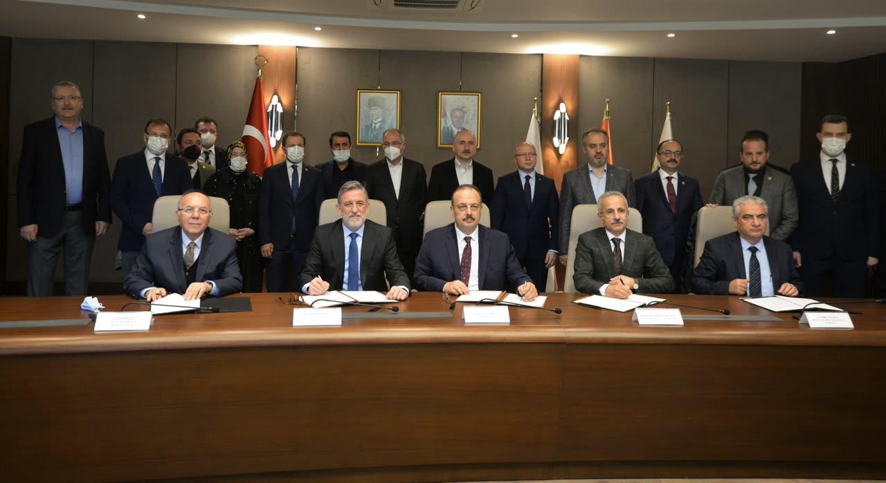 TEKNOSAB Otoyol Bağlantı Kavşağı İçin İmzalar Atıldı